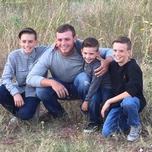 Meet your Posher, Hunter